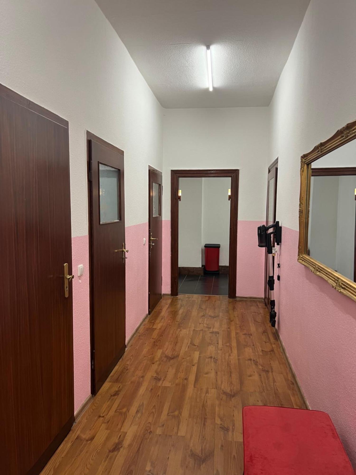 2-Zimmer Wohnung - Sj Apartments Lipsia Esterno foto